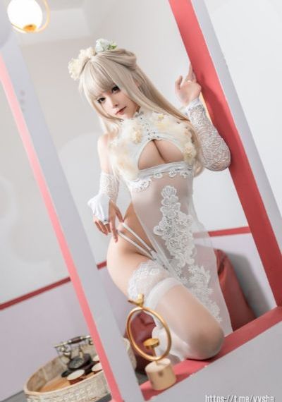 打白嫩光屁屁女网站